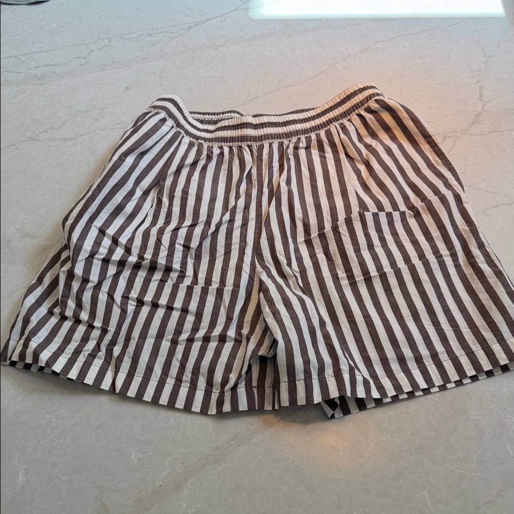 Striped Elastic-Waist Women’s Shorts - Brown & White